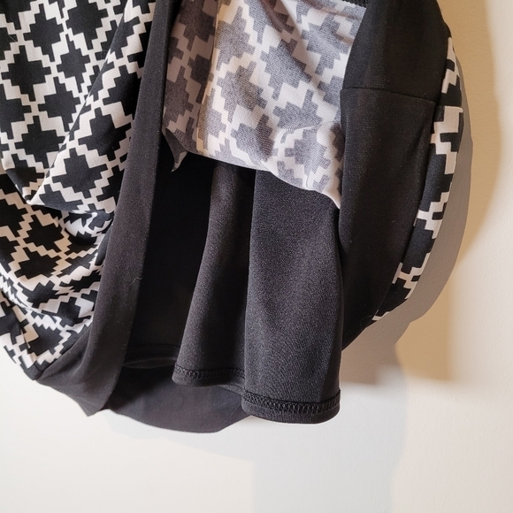 Le Chateau black and white midi dress v neck sleeveless tank xxs - Picture 8 of 10